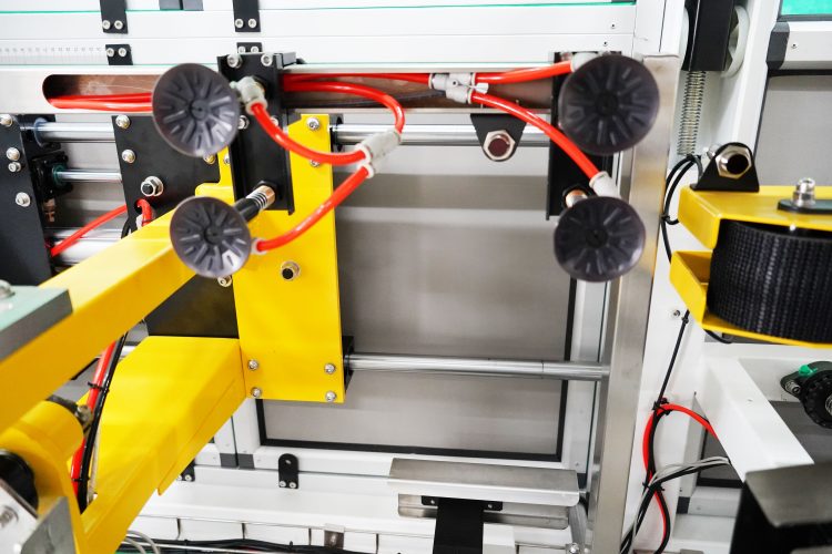 Automatic Tape Carton Unapcking Machine - Image 8